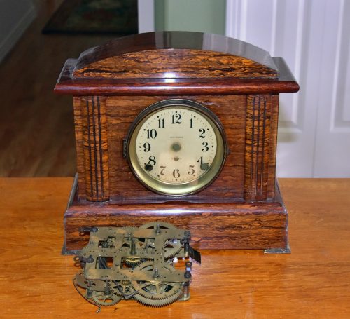 Seth Thomas adamantine with loose movement$35